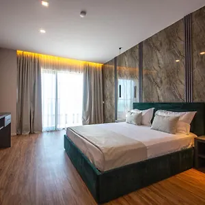 New Benilva Hotel